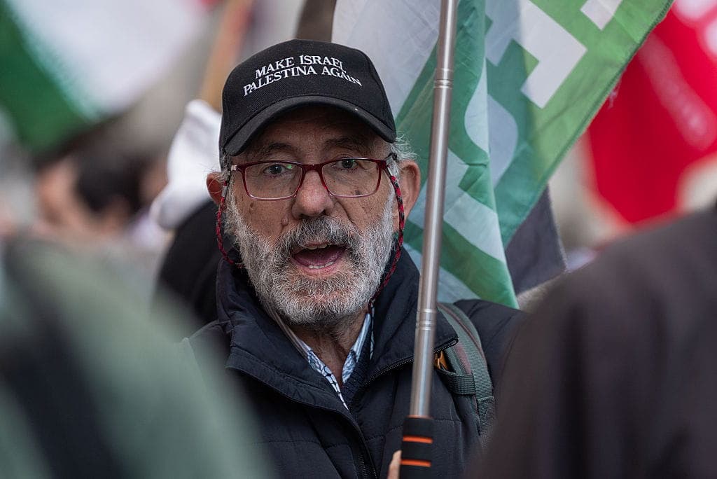 Democrats Decline to Condemn Protesters Who Back Iran