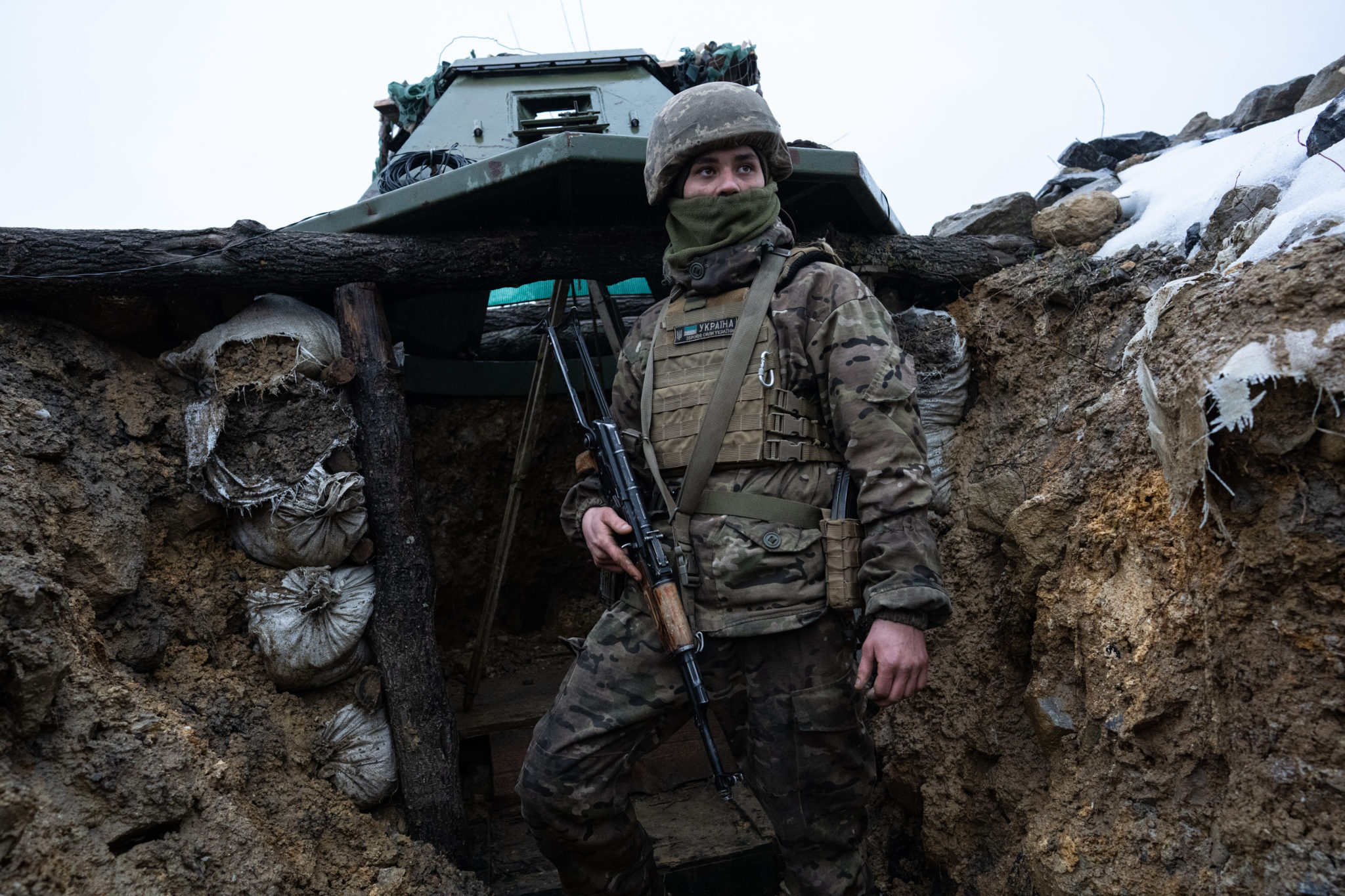 Ukrainian servicemen deployed in Mariupol