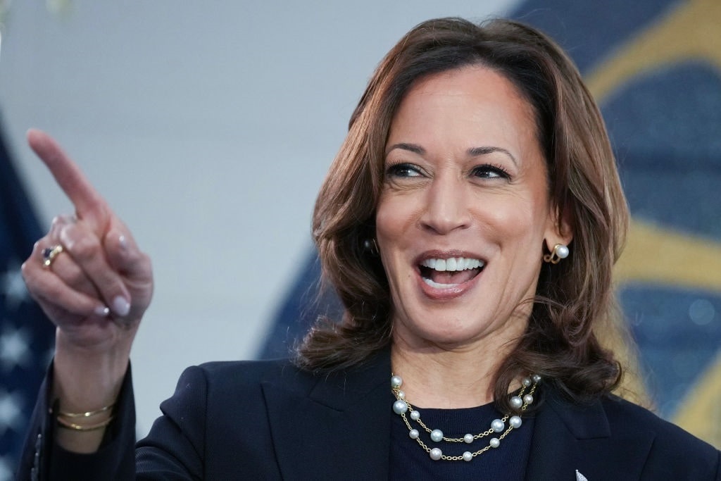 Amnesia 2024 Media's 'Reintroduction' of Kamala Harris Liberty