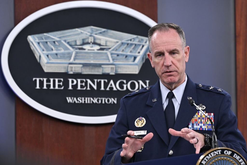 Trump Will Confront the Pentagon Cultures